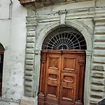 Centro Storico Il Cielo In Stanza Lägenhet Gubbio