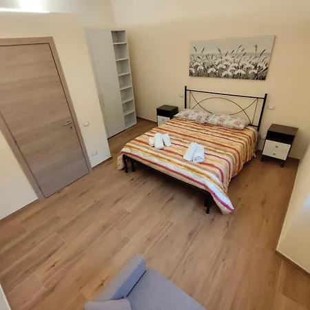 Centro Storico Il Cielo In Stanza Apartment Gubbio