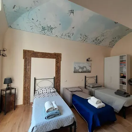 Centro Storico Il Cielo In Stanza Appartement Gubbio