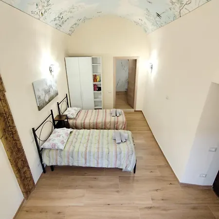 Centro Storico Il Cielo In Stanza Appartement *
