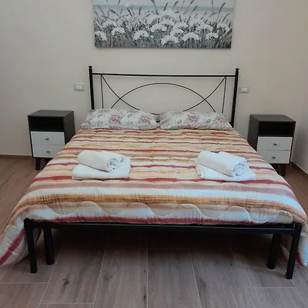 Centro Storico Il Cielo In Stanza Appartement Gubbio