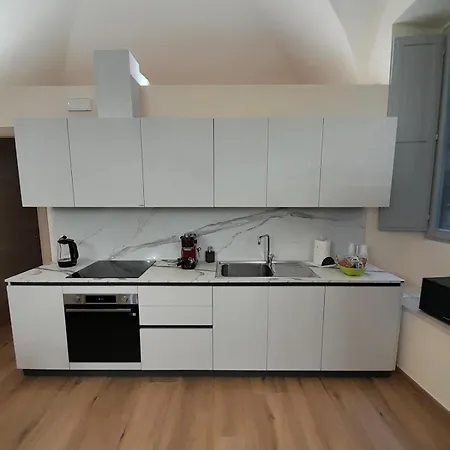 Centro Storico Il Cielo In Stanza * 古比奥