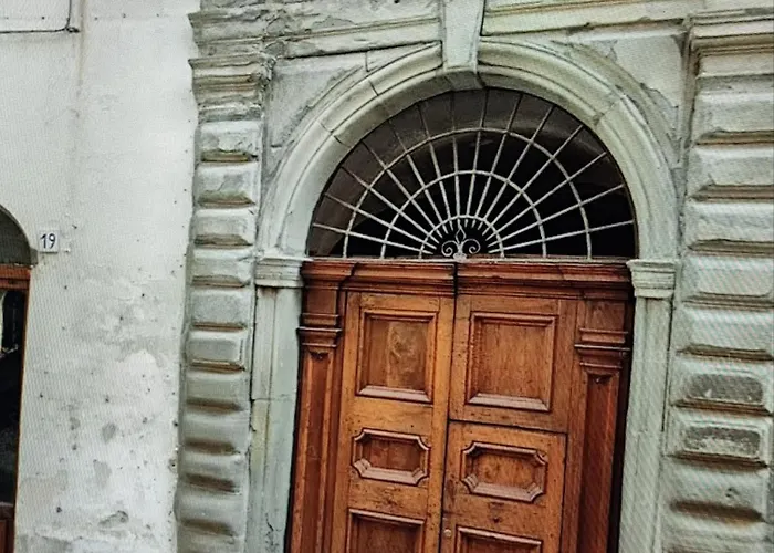 Centro Storico Il Cielo In Stanza アパート グッビオ